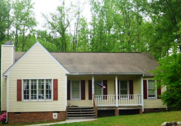4102 Hilltop Farms Ter, Chester, VA 23831 