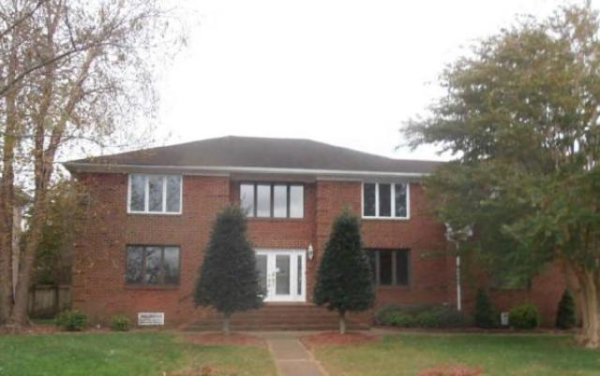 2453 Haversham Close, Virginia Beach, VA 23454 