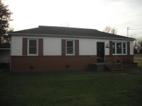 20500 Woodpecker Rd, South Chesterfield, VA 23803 