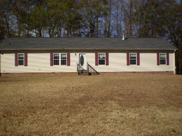 112 Pine Valley Road, Clarksville, VA 23927 