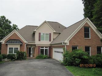 180 Freeboard Dr, Moneta, VA 24121 