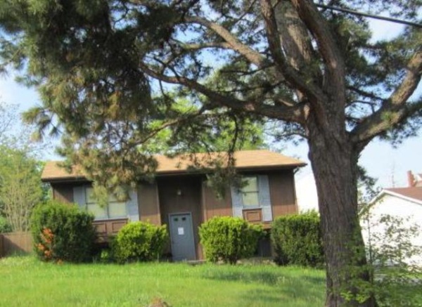 1212 4th St, Waynesboro, VA 22980 