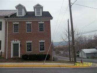 145 S Church St #1, Woodstock, VA 22664 