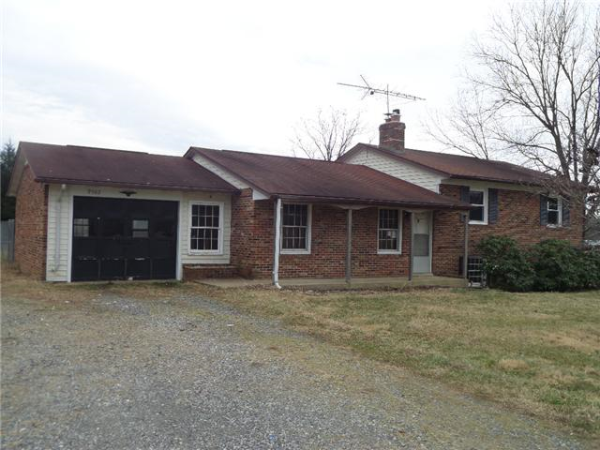 9502 Robert E Lee Dr, Spotsylvania, VA 22551 