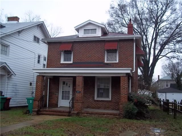 311 Lafayette Avenue, Colonial Heights, VA 23834 
