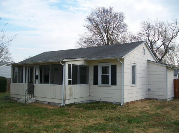 12 Kemper Ct, Sandston, VA 23150 