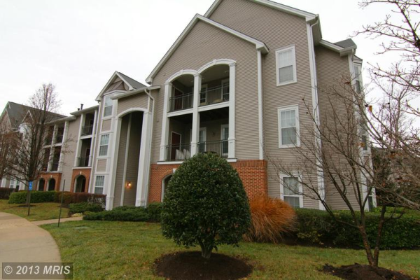 46608 DRYSDALE TERRACE #102, Sterling, VA 20165 