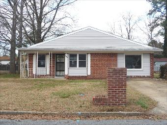 3136 Gaston Dr, Chesapeake, VA 23323 