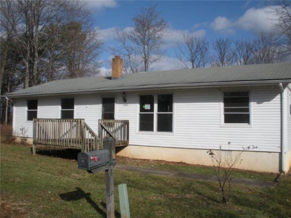 1167 Bruno Dr, Goodview, VA 24095 
