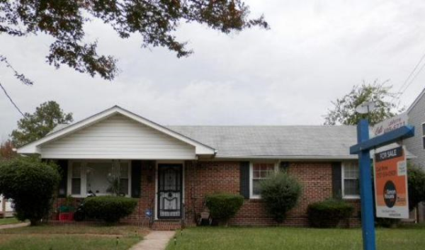 808 Johnstons Road, Norfolk, VA 23513 