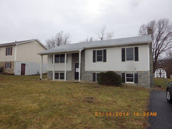 114 Buckboard Rd, Waynesboro, VA 22980 