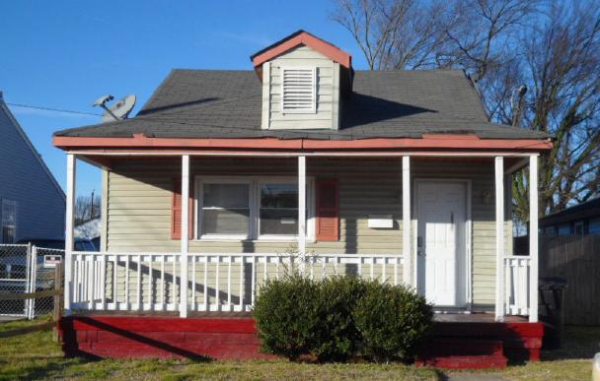 924 Argyle St, Portsmouth, VA 23704 