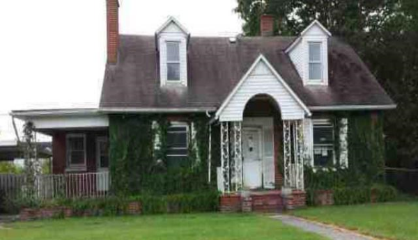 314 Fairfax Avenue, Richlands, VA 24641 