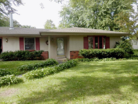 S85W23065 Villa Dr, Big Bend, WI 23065 