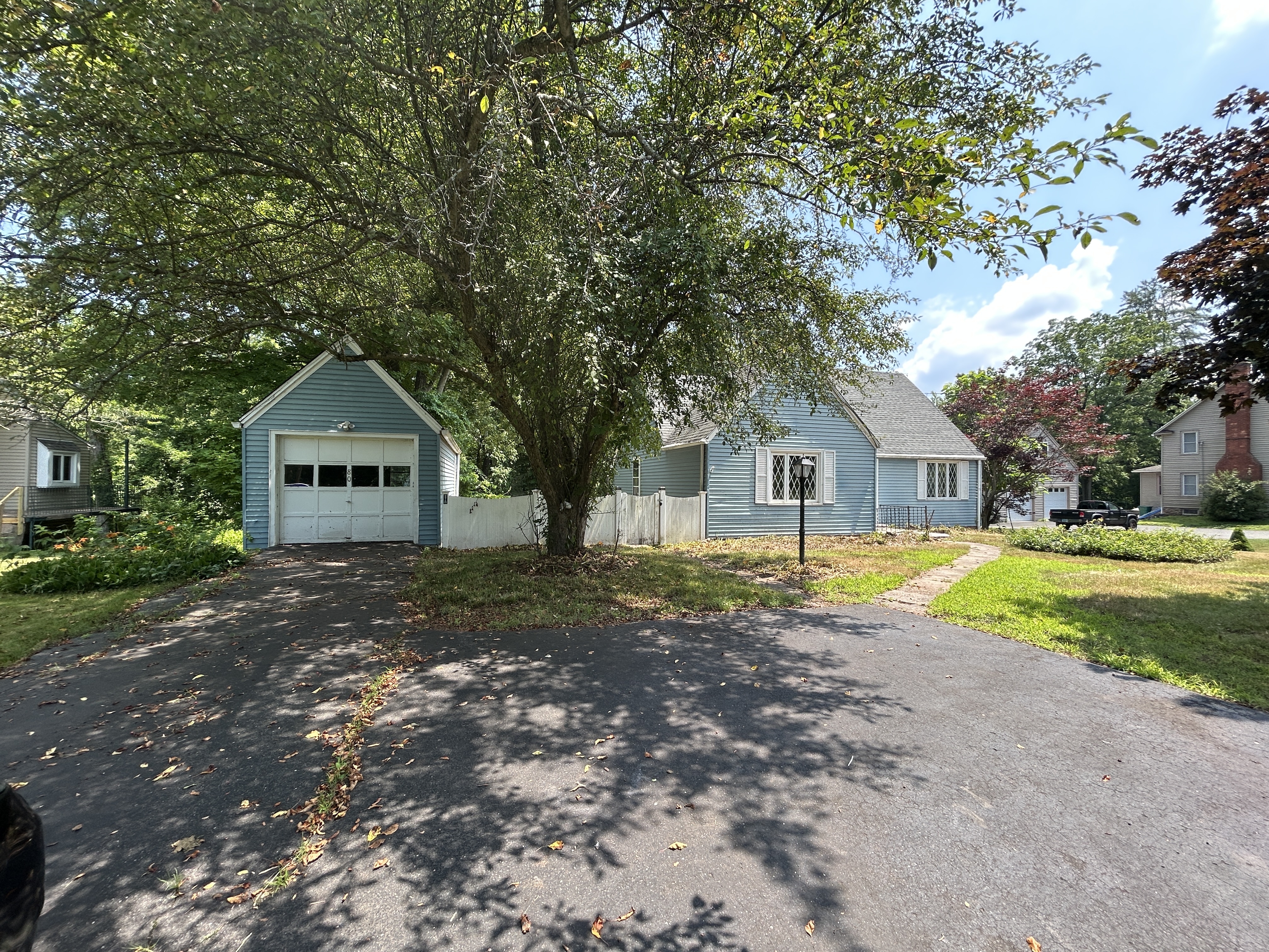 80 Tunxis Ave, Bloomfield, CT 06002 