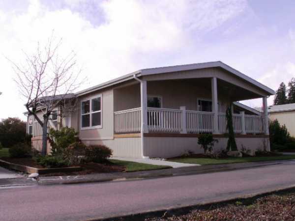 183 SE Saturn LN, Bremerton, WA 98311 