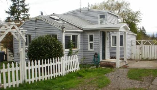 12262 22nd Avenue South, Seattle, WA 98168 