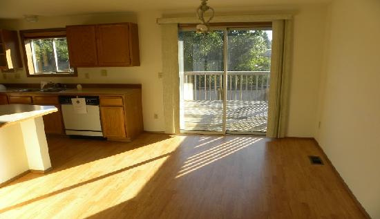 5201 E E Street, Tacoma, WA 98404 