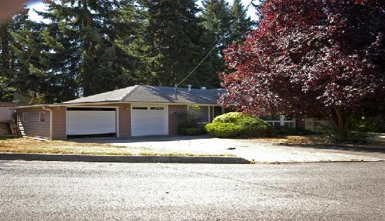 15729 Ne 1st Pl, Bellevue, WA 98008 