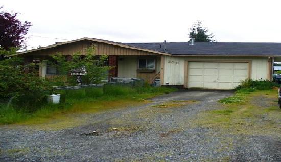 206 Olympia Street West, Rainier, WA 98576 