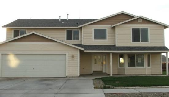 1601 Harvest Pl, Sunnyside, WA 98944 