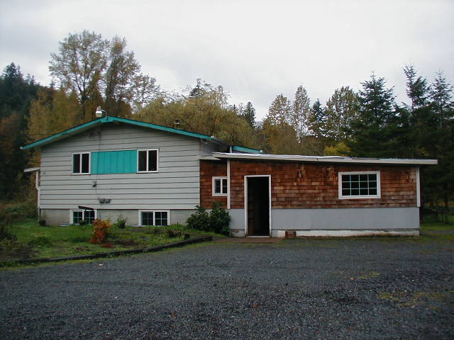 5026 Schwarzmiller Rd, Lake Stevens, WA 98258 