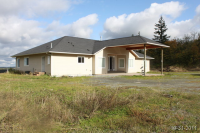 10517 430th St E, Eatonville, WA 98328 