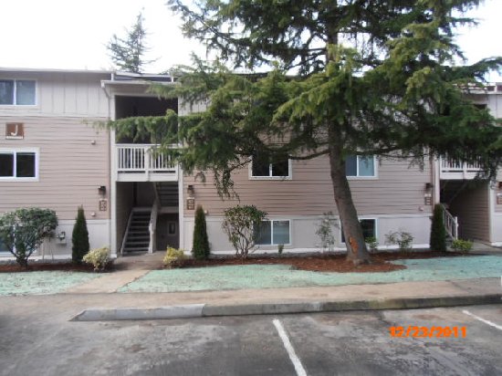 14120 181st Place,j102, Woodinville, WA 98072 