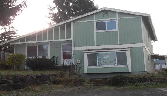 2028 East Fairbanks Street, Tacoma, WA 98404 