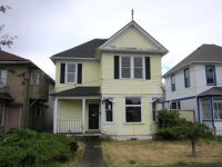 527 Emerson Avenue, Hoquiam, WA 98550 