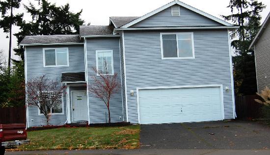 13205 122nd Aveune East, Puyallup, WA 98374 