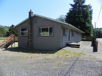 216 Wren Loop Road, Castle Rock, WA 98611 