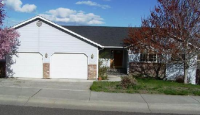 708 Terry Ln, Selah, WA 98942 