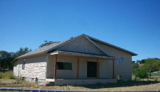 230 East 27th Avenue, Kennewick, WA 99337 