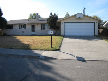 710 S Anderson Street, Kennewick, WA 99336 