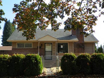 1610 8th Avenue, Longview, WA 98632 