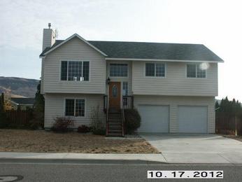 2335 Canyon Hills Dr, East Wenatchee, WA 98802 