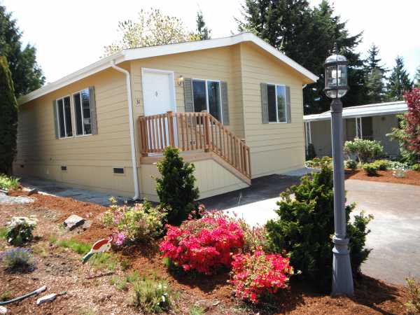 17408 44th Ave West #17, Lynnwood, WA 98037 