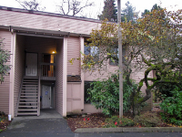 10007 NE 123rd Street  Unit B, Kirkland, WA 98034 