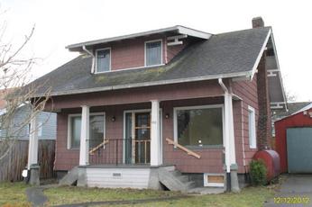 228 S 37th St, Tacoma, WA 98418 