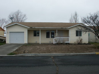 329 6th Avenue SE, Ephrata, WA 98823 