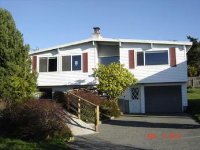 8219 Maritime Drive, Clinton, WA 98236 