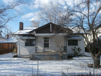 704 N 6th Avenue, Yakima, WA 98902 