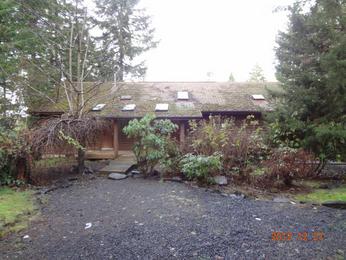 1990 E Trails End Dr, Belfair, WA 98528 