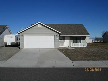 8005 Canyon Dr, Pasco, WA 99301 