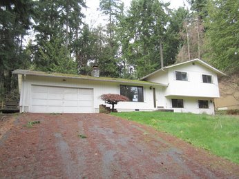 5635 Fern Avenue NE, Bremerton, WA 98311 