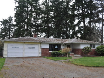 8426 E F Street, Tacoma, WA 98445 