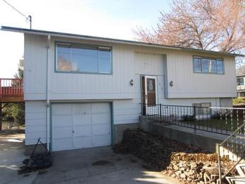 1810 NE Gary Street, East Wenatchee, WA 98802 