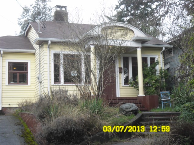 328 N E 51st St, Seattle, WA 98105 