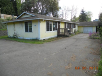 15818 4th Ave SW, Burien, WA 98166 
